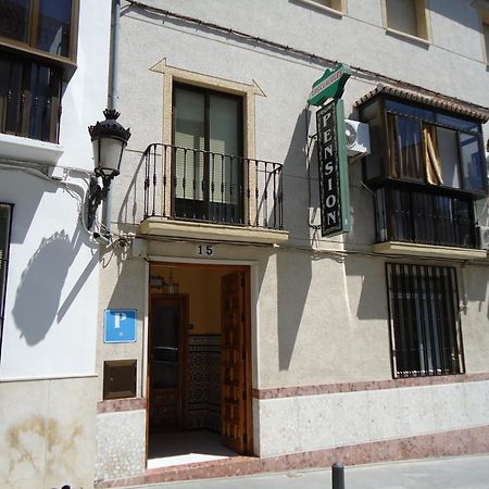 Hostal Los Claveles Baena Luaran gambar