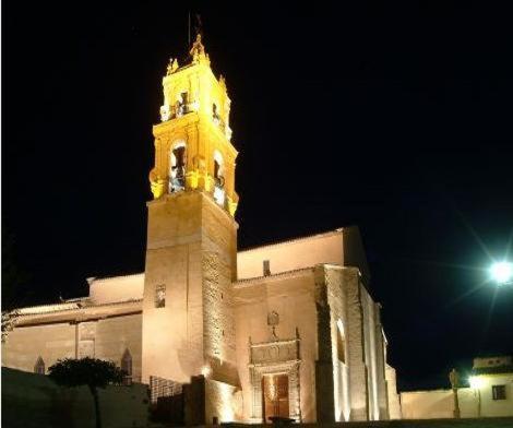Hostal Los Claveles Baena Luaran gambar