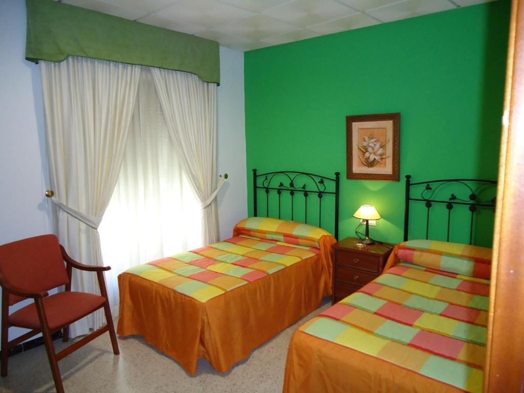 Hostal Los Claveles Baena Bilik gambar