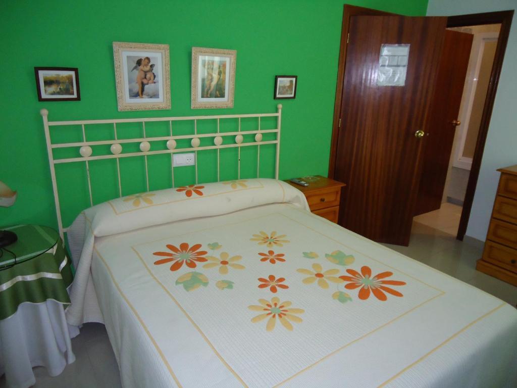 Hostal Los Claveles Baena Bilik gambar