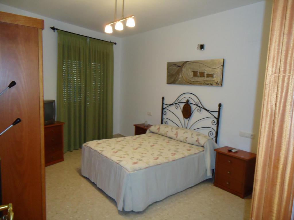 Hostal Los Claveles Baena Bilik gambar